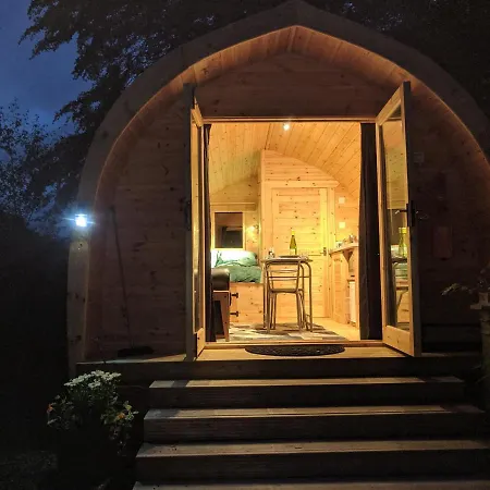 Glentruim Homestay B&B And Glamping Pods Newtonmore Exterior photo