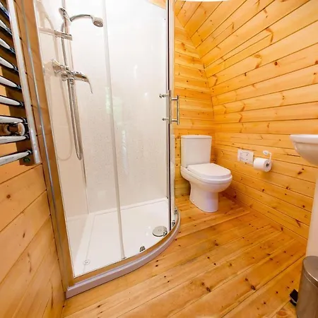 Glentruim Homestay B&B And Glamping Pods Newtonmore Exterior photo
