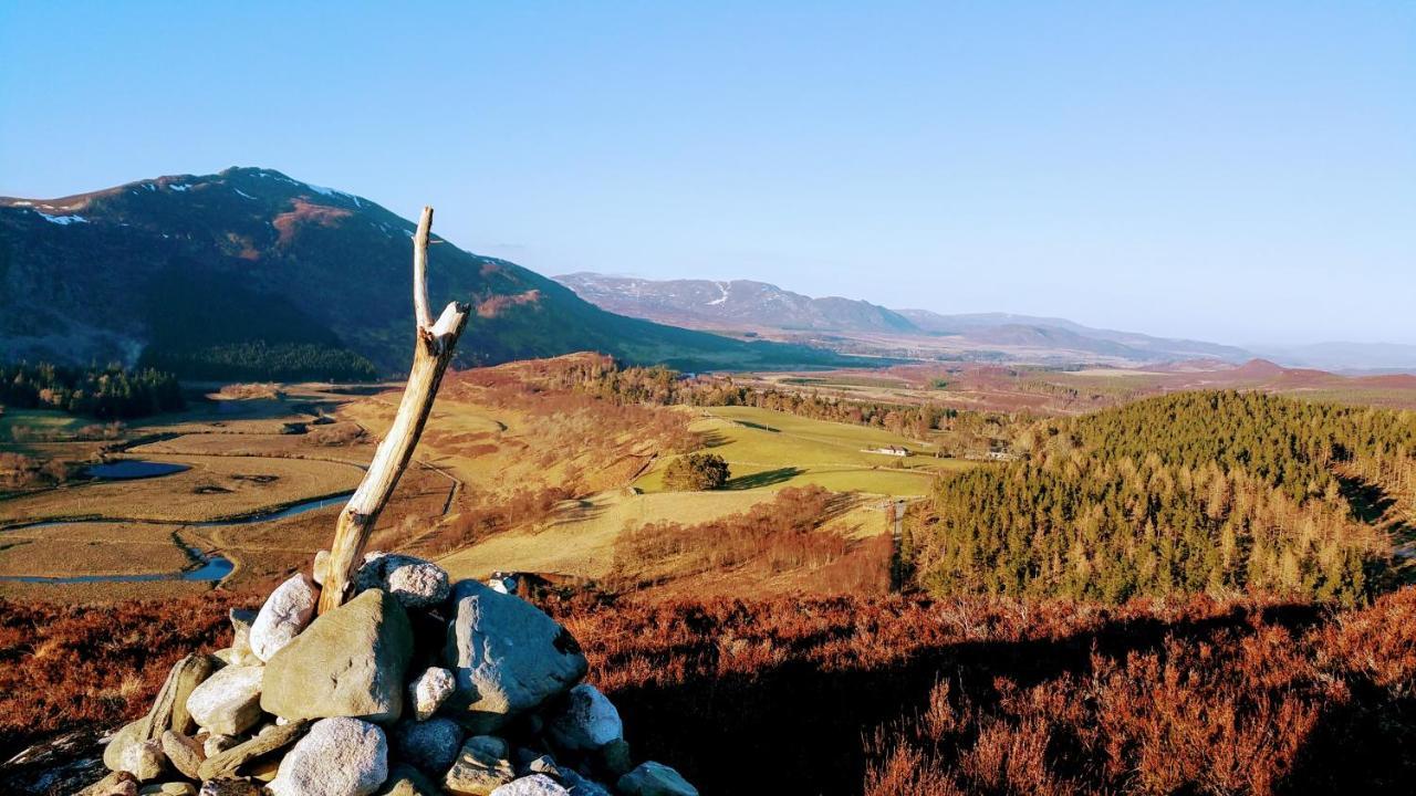 Camping Glentruim And Glamping Pods *